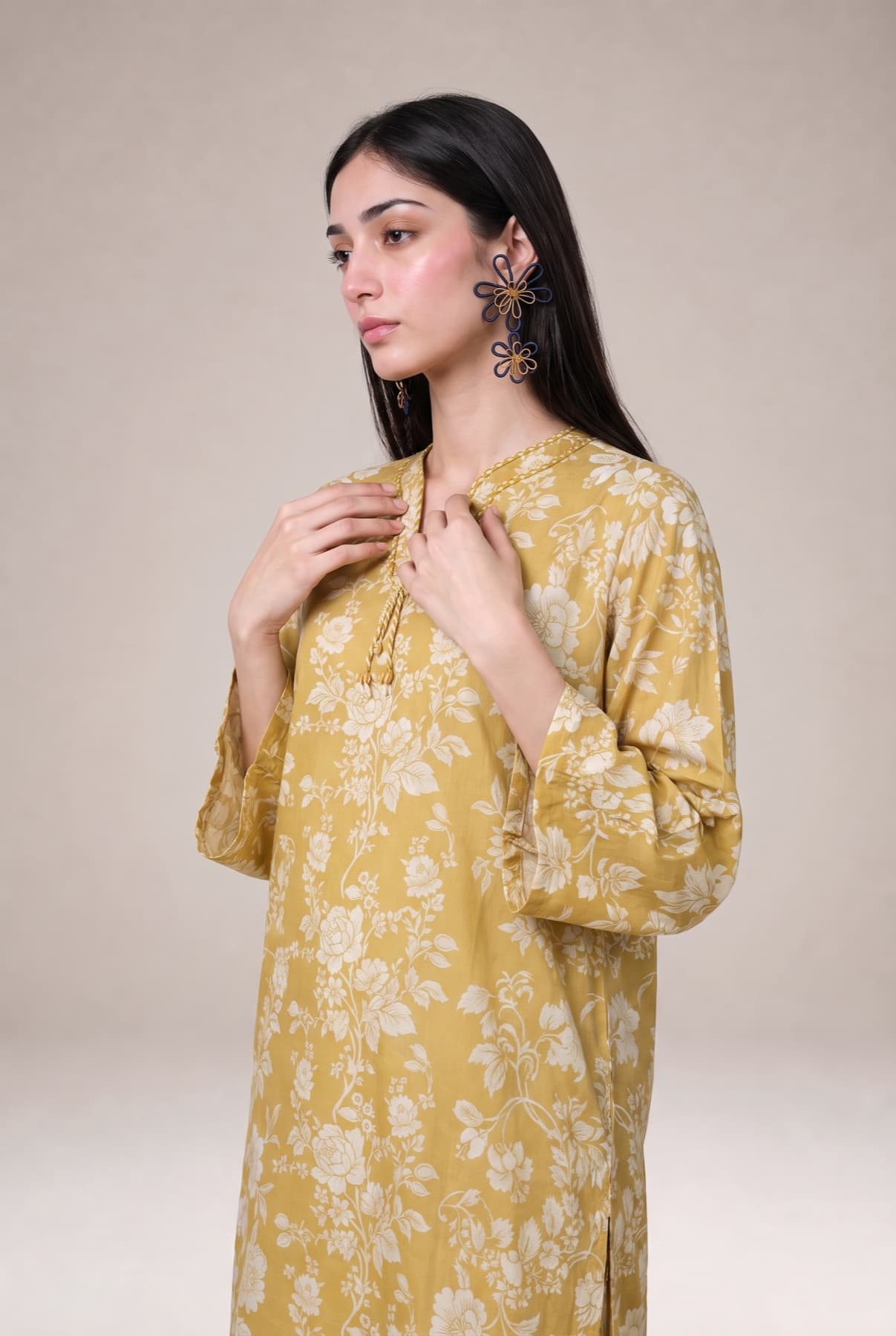 Khaadi fashion visual