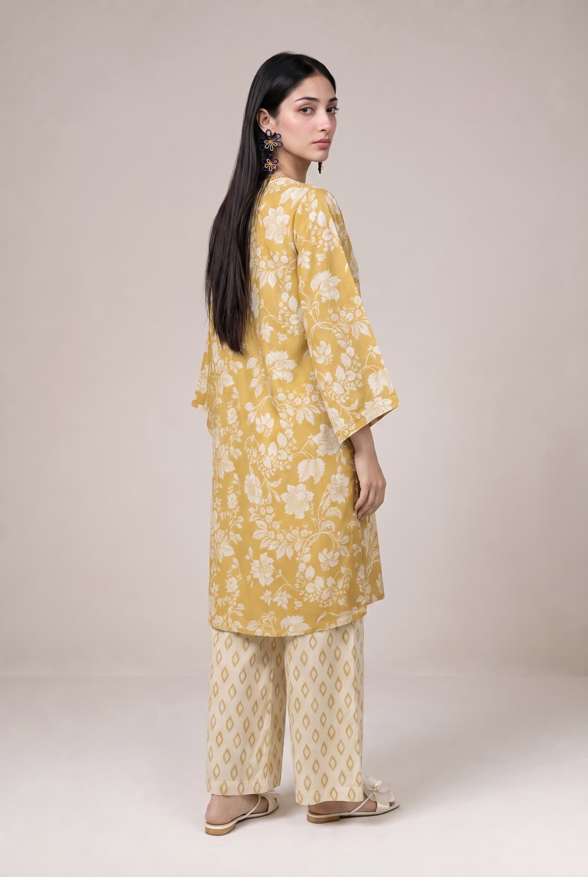 Khaadi · Yellow visual 6